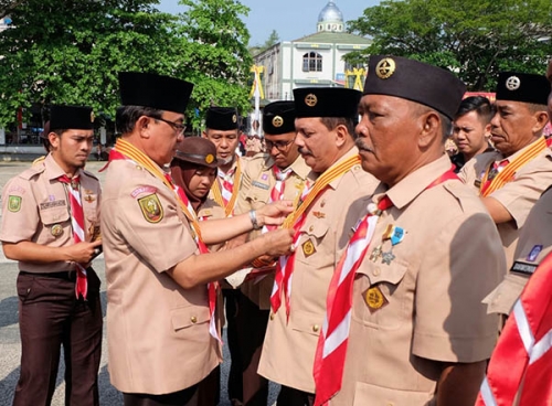 Sekdakab Inhil Dihadiahi Lencana Melati